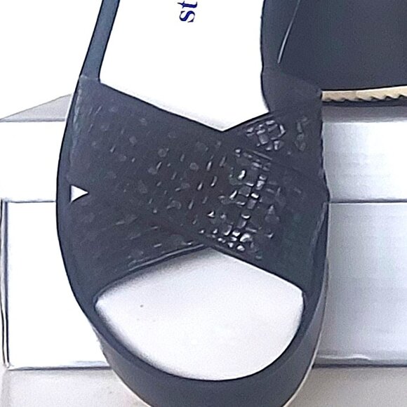 Stephane Kelian (Paris) Woven Ankle Strap Platform Sandals - Size 38 m(US 7.5/8) - Picture 3 of 9